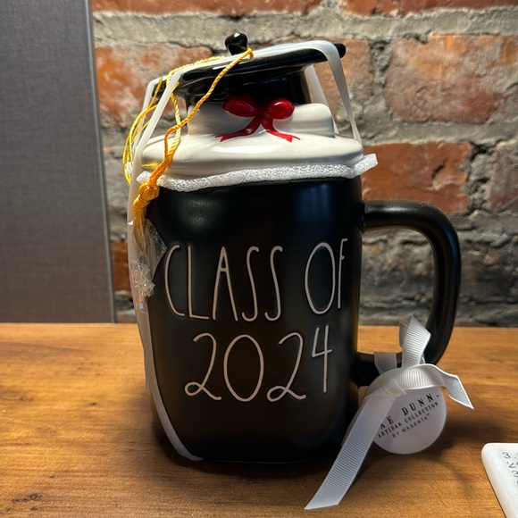 Rae Dunn Graduation Mug - Picture 1 of 3